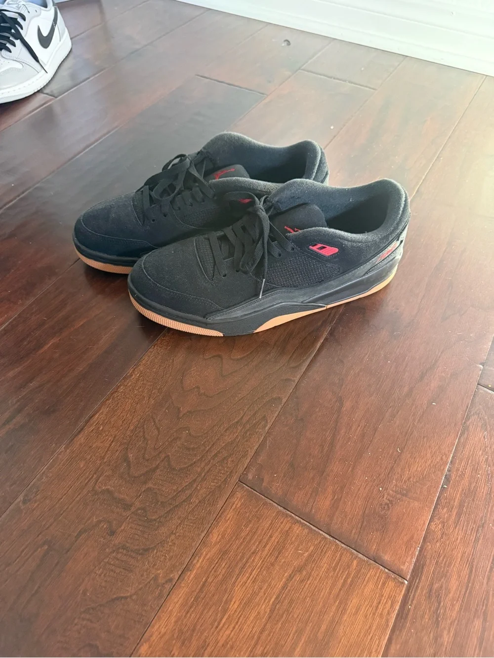 Men's Jordan Flight Court black and red